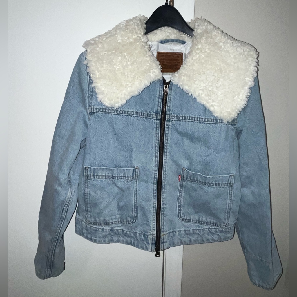 Levi’s Retro Sherpa Trucker Jacket